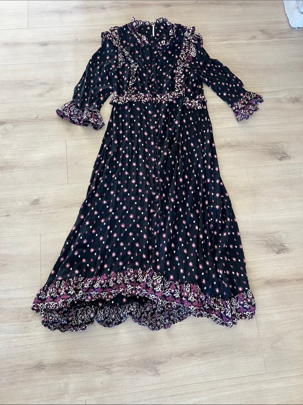 Free people women’s Black Floral Ruffle Maxi Dress L